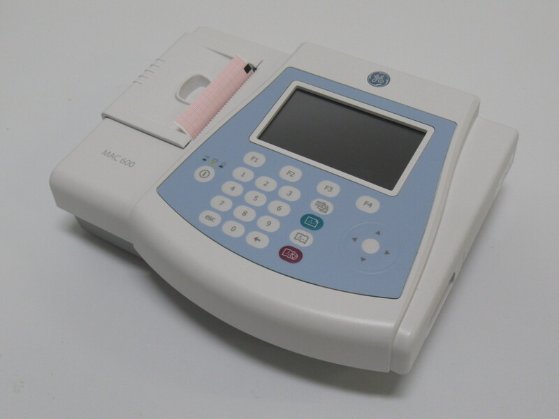 【数量限定入荷】解析機能付ポータブル心電計｜GEヘルスケア｜MAC-600の１枚目写真