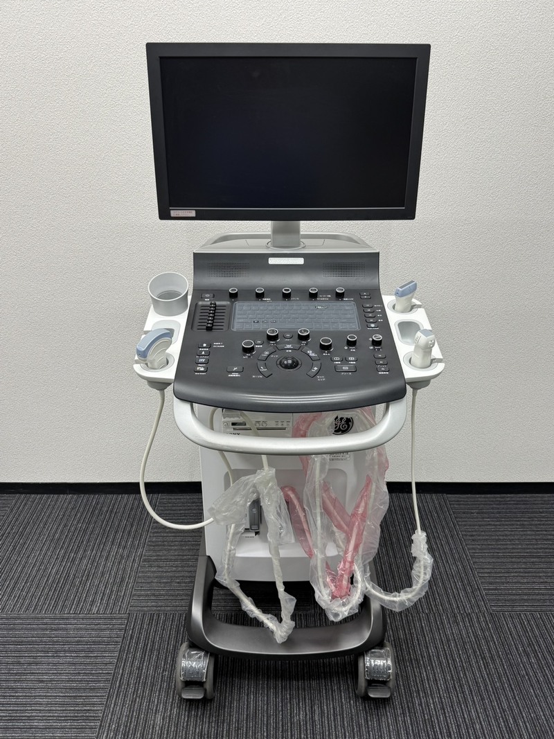 超音波診断装置（プローブ3本付き）｜GEヘルスケア｜Versana Balanceの１枚目写真