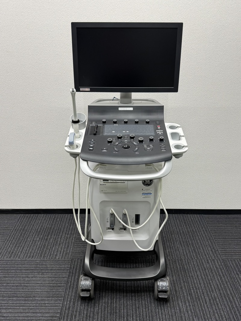 超音波診断装置（産婦人科向け）｜GEヘルスケア｜Versana Balanceの１枚目写真