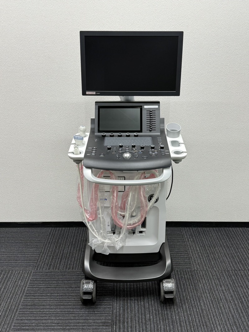 超音波診断装置（動物病院向け）｜GEヘルスケア｜Versana Premierの１枚目写真