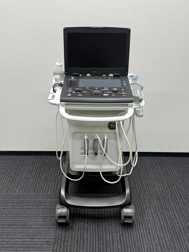 超音波診断装置（プローブ3本付き）｜GEヘルスケア｜Versana Activeの１枚目写真